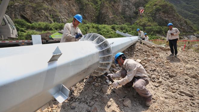 马卡报：费兰-托雷斯仍在恢复身体，很难出战那不勒斯